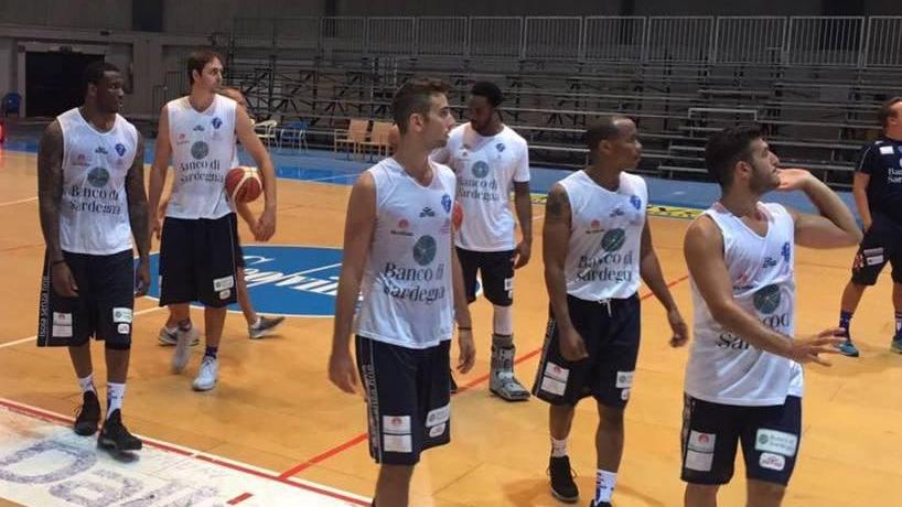 Basket, la Dinamo Sassari dà il via all’operazione simpatia 