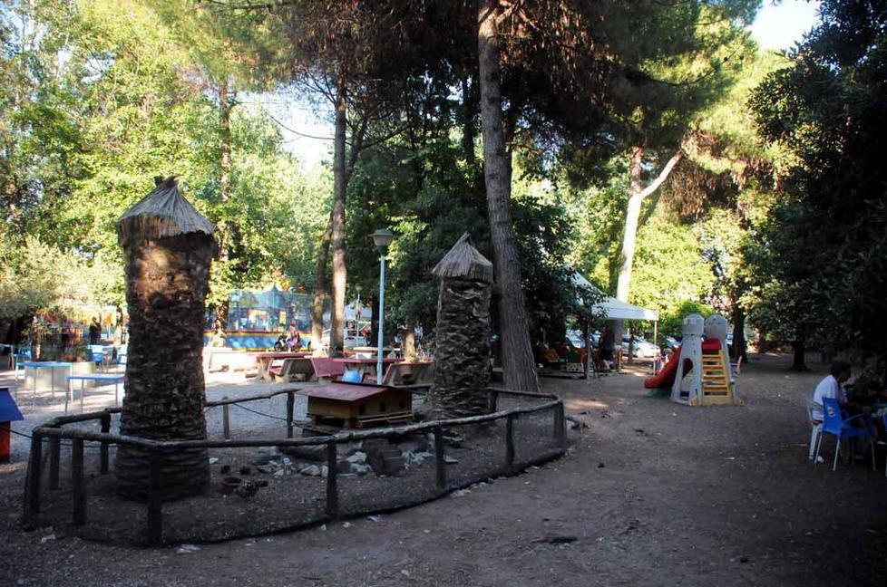 Una marcia per salvare il Parco dei Conigli 