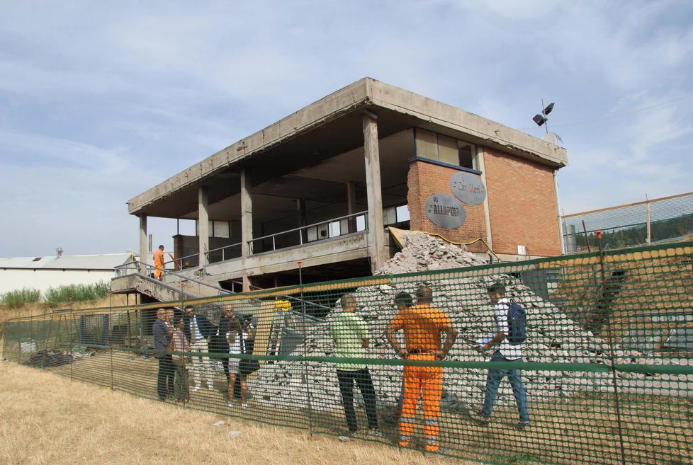 Il sopralluogo al campo sportivo Montano di viale Galieli (foto Batavia)