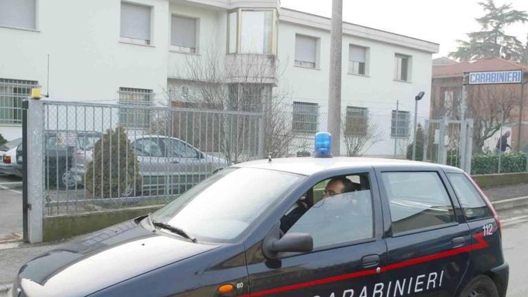 Colpo in villa, spariti cassaforte e fucili