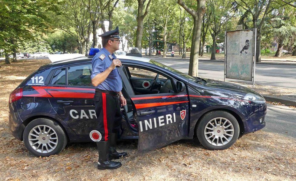 Spaccio, inseguimento nei giardini della zona Gad