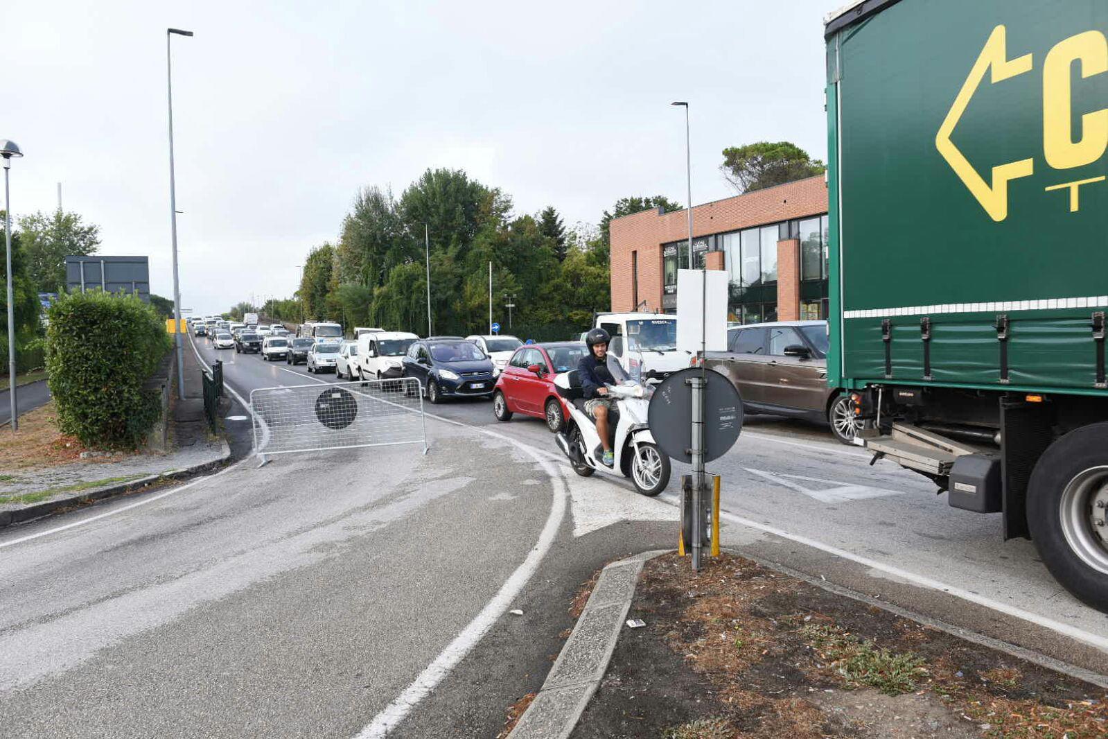 Traffico da viale Europa verso i viali