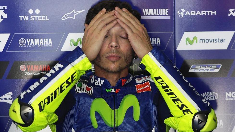 Valentino compromette la corsa al titolo