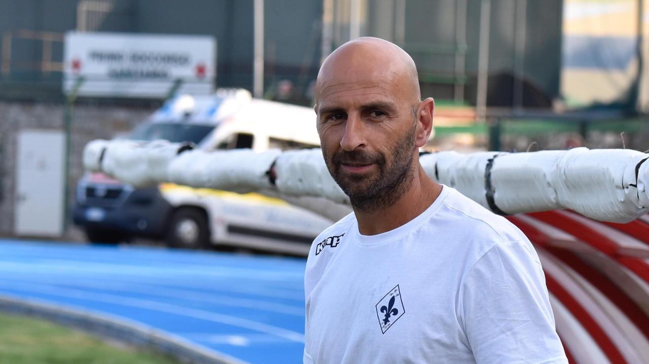 L'allenatore del Prato Pasquale Catalano