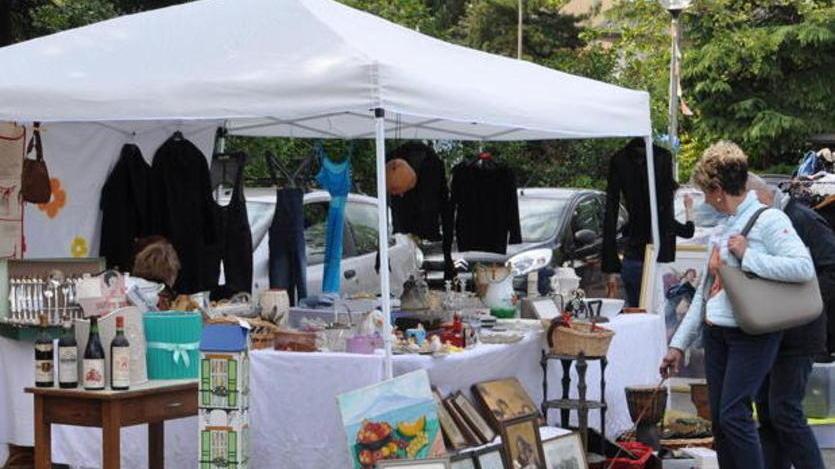Mercatino delle pulci