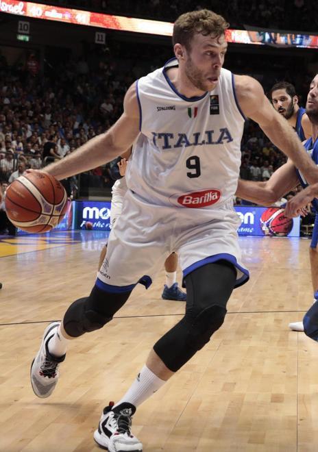Nicolò Melli, ottima la prima con Israele è re dei rimbalzi