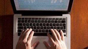 Truffe on line: mail false per carpire dati sensibili