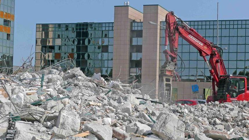 Ferrara, i grandi cantieri invadono anche le strade