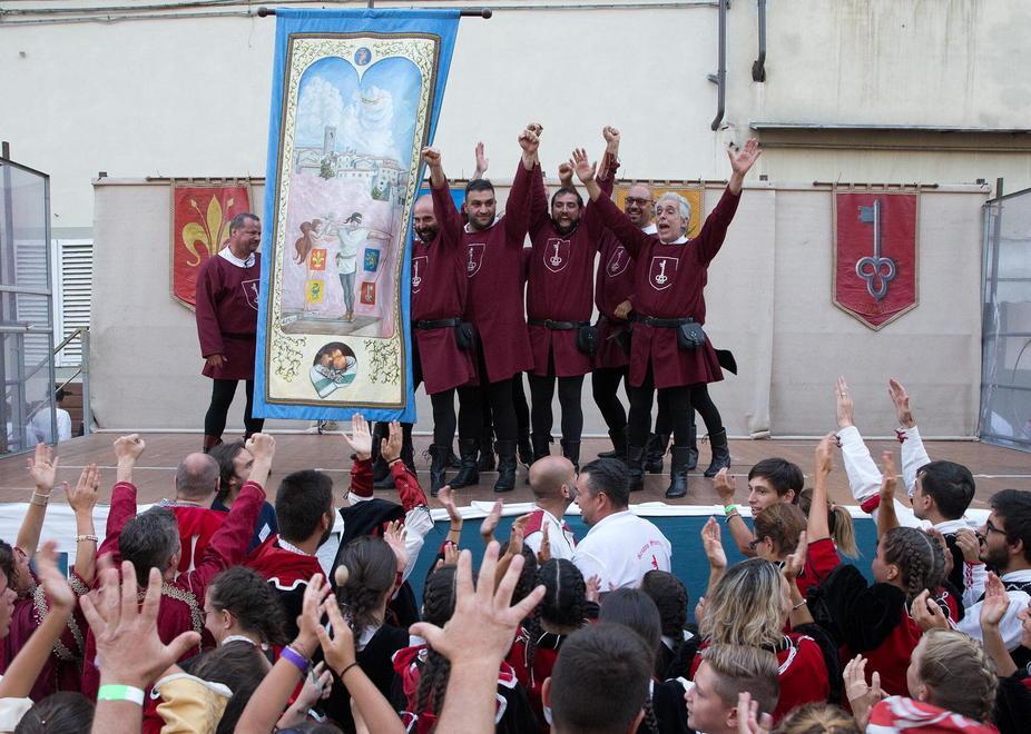 Pescia, il rione Santa Maria si prende il Cencio 