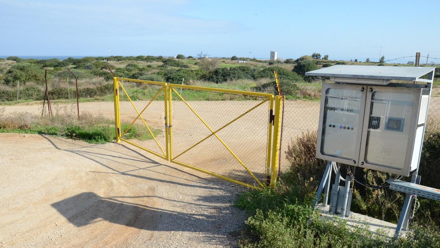 Il fotovoltaico davanti al mare non piace alla Rete metropolitana 