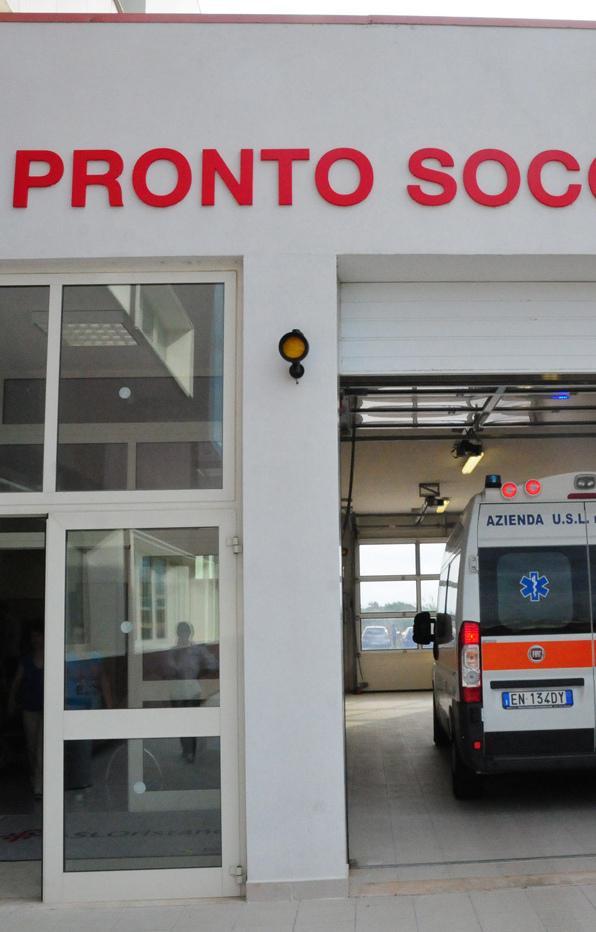 Fuori strada con la Punto: ferito il conducente 