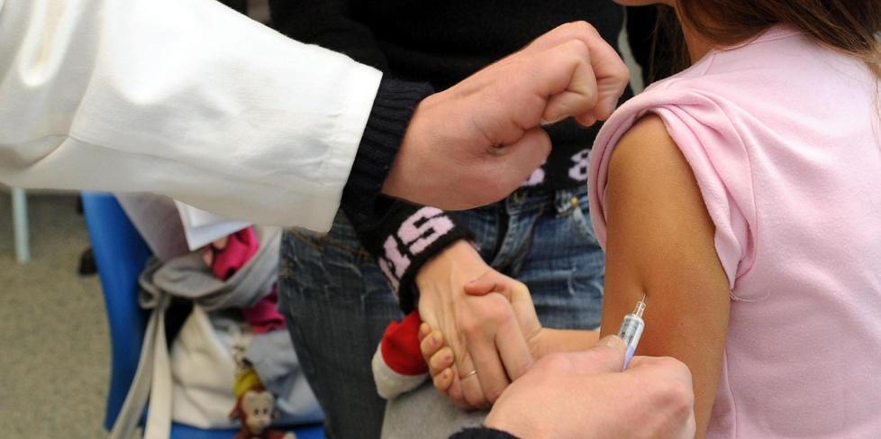 Vaccini, lettere inviate ai 2.300 inadempienti 