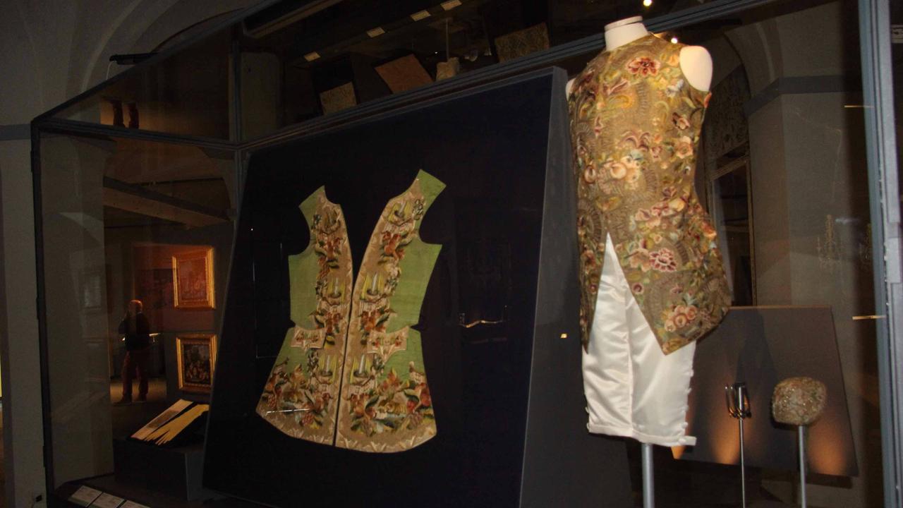 Una veduta interna del Museo del Tessuto di Prato (Foto Batavia)