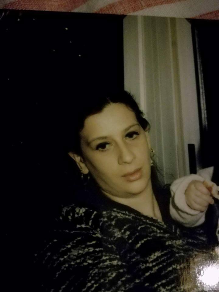 Trovata morta a 47 anni nella sua casa 