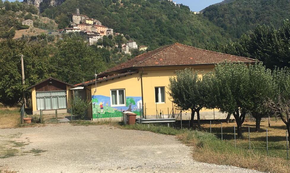 Opposizione divisa sul caso della scuola di Scesta 