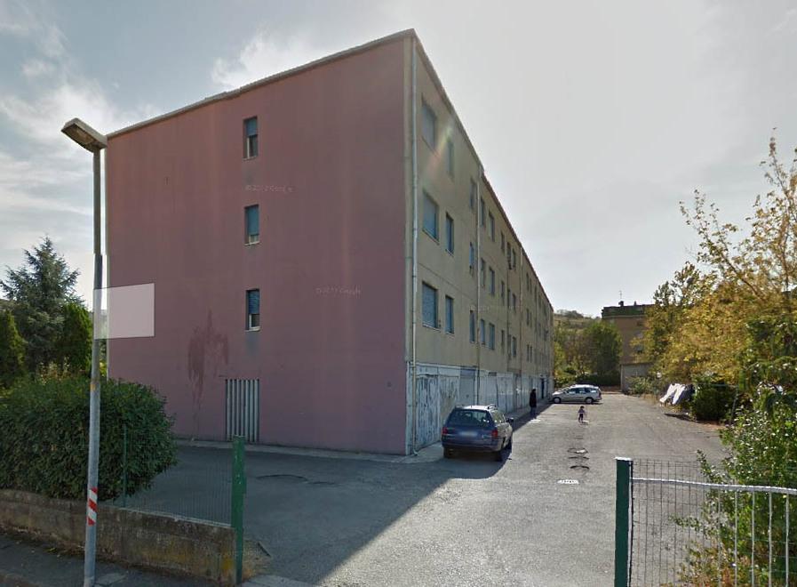 Via Poliziano, un bando per abbattere il palazzone 