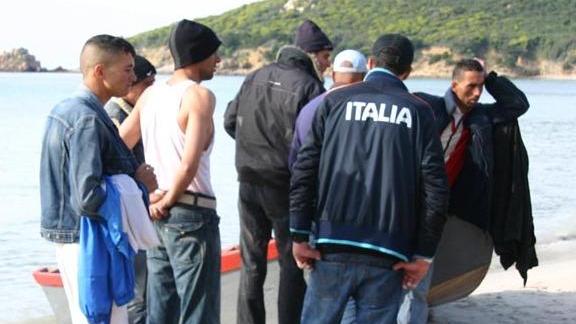 Sbarchi illegali nell’isola Minniti chiede lo stop 