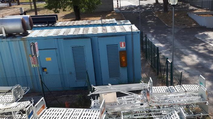 «Quei lettini nel cortile andranno a una associazione»