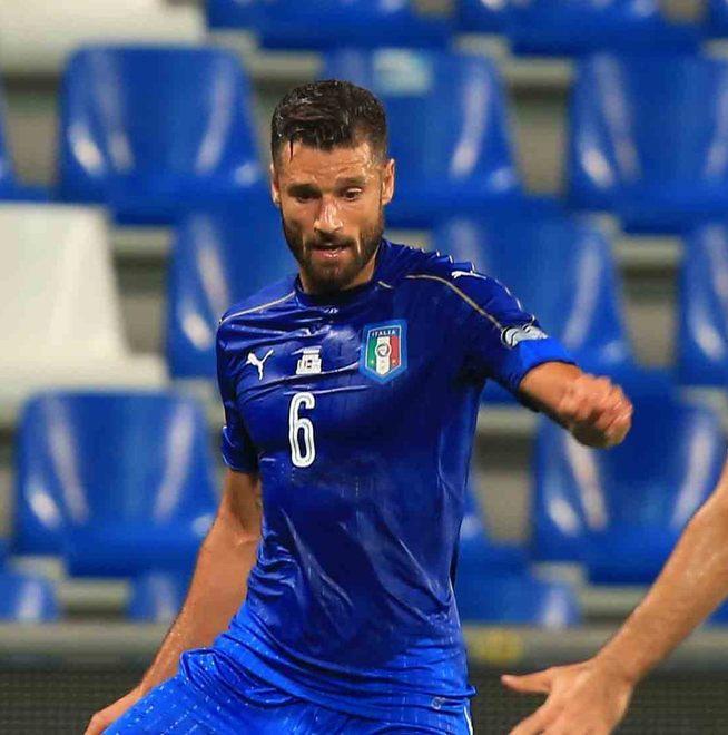 Reggio si veste di azzurro 