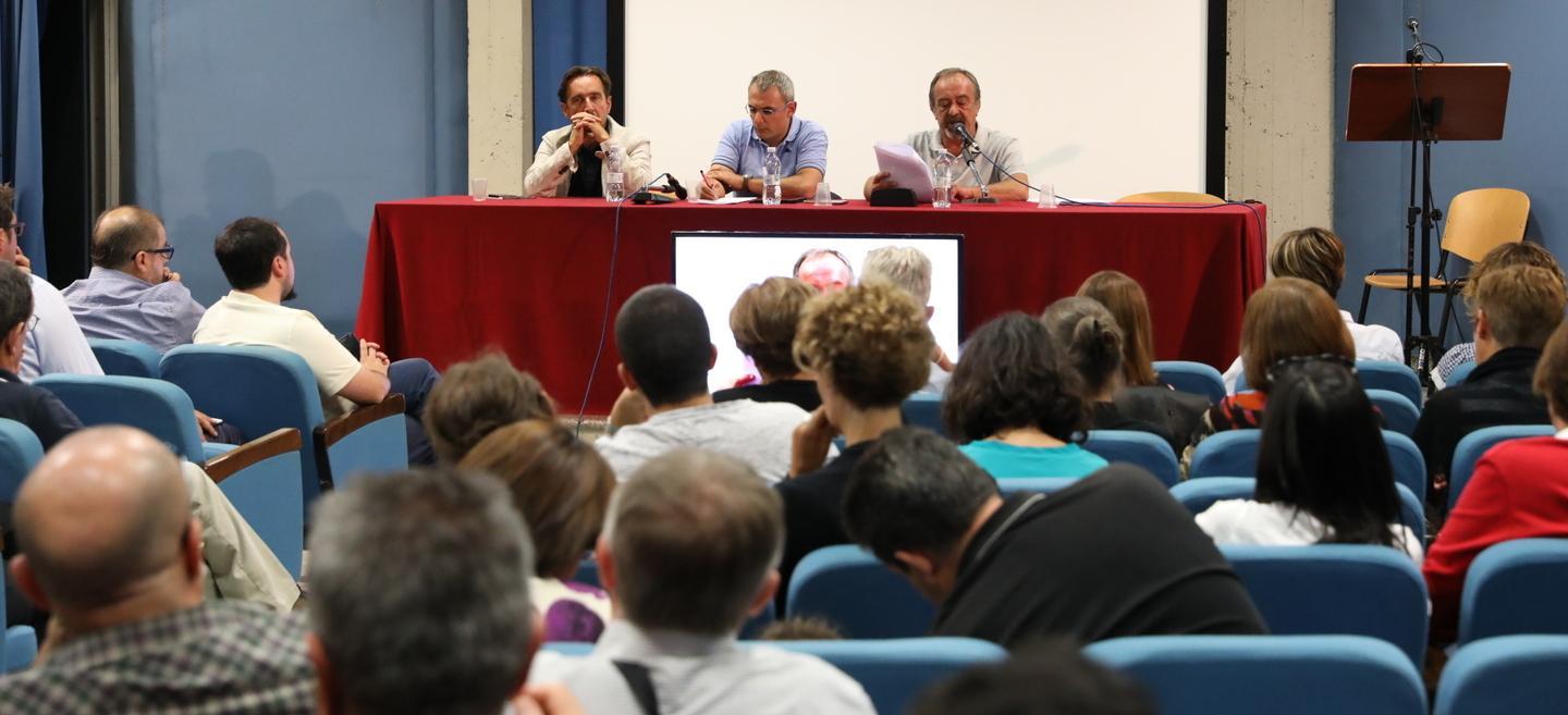 La Satta verso il capolinea: senza governo né bilancio 