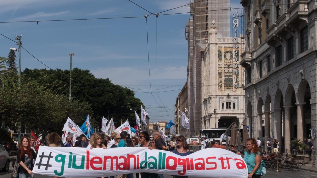 La manifestazione contro la riforma della rete ospedaliera (foto Mario Rosas)