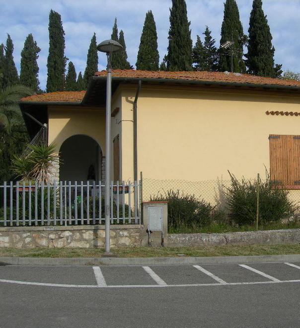 Il Comune: fu regolare lo sfratto dall’ex scuola di Montelopio