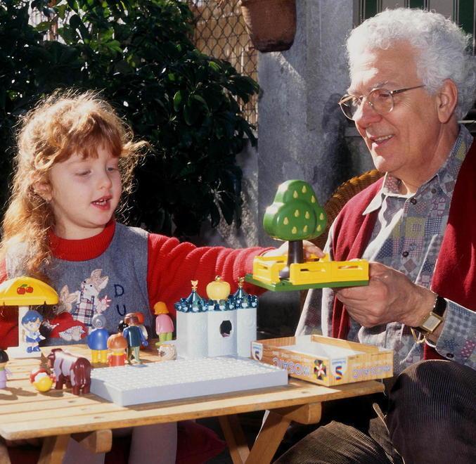 IL WELFARE FONDATO SUI NONNI È IL SALVAGENTE (MA PER POCO)