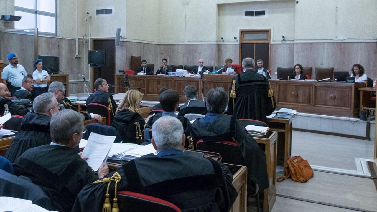 Assalti ai blindati, processo ripreso