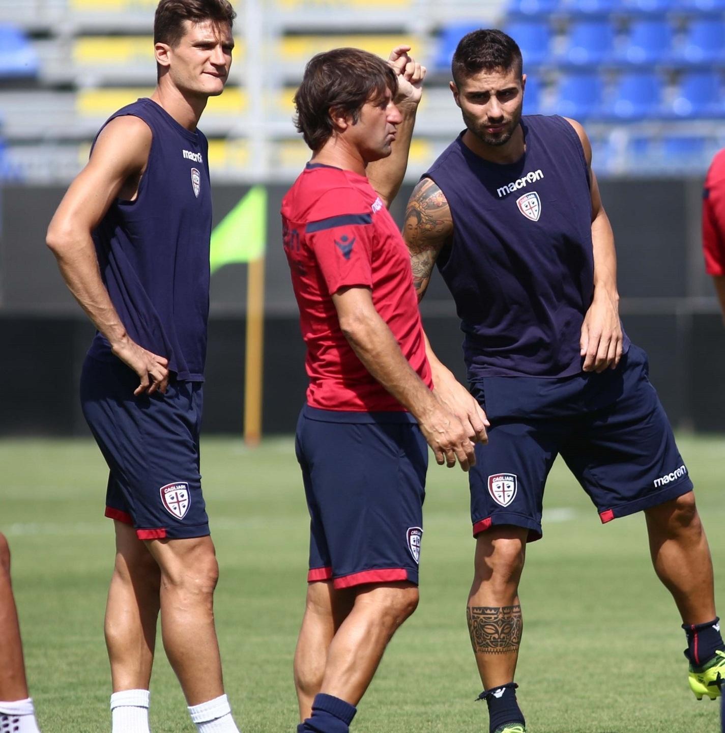Rastelli durante un momento del primo allenamento alla Sardegna Arena