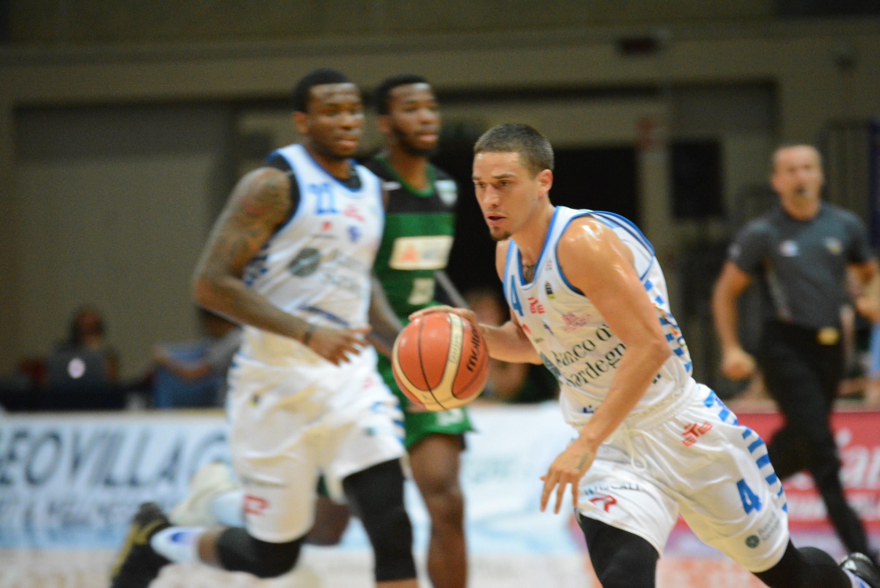 Scott Bamforth in azione contro Avellino