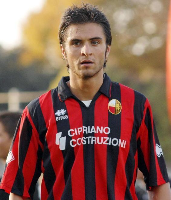 Pietrasanta, attacco atomico: arriva Francesco Zizzari 