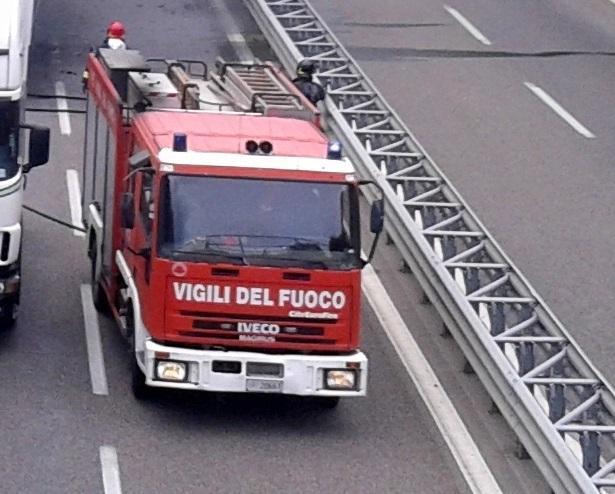 Un intervento dei vigili del fuoco