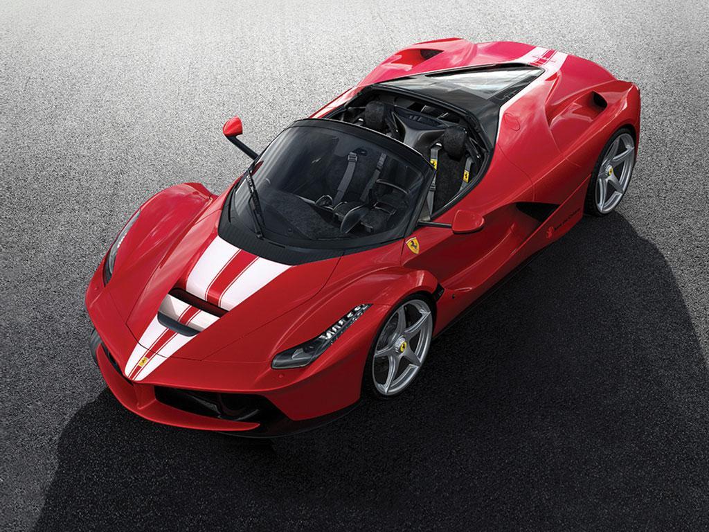Maranello, una Ferrari Aperta venduta all'asta per 8,3 milioni 