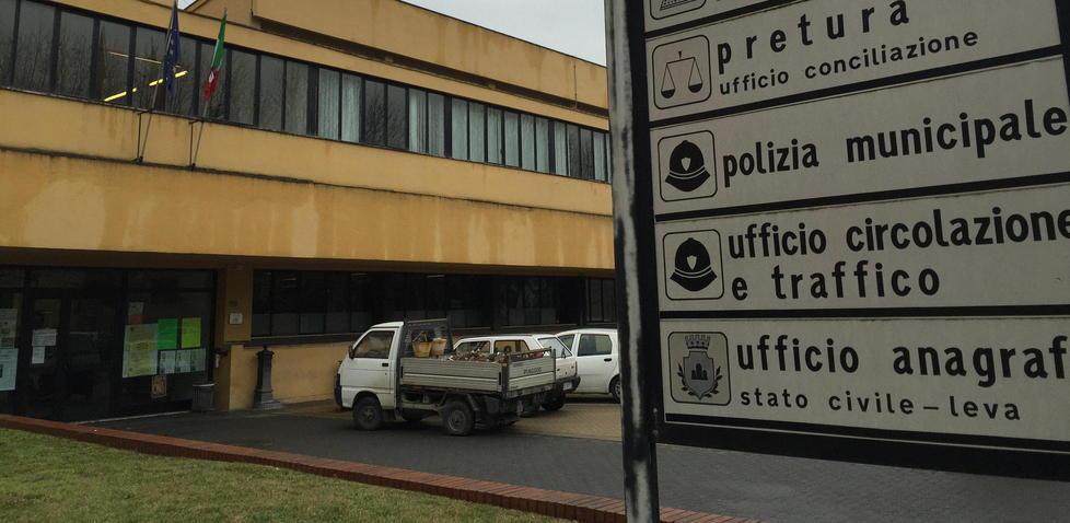 I vigili urbani portano il Comune dal giudice 