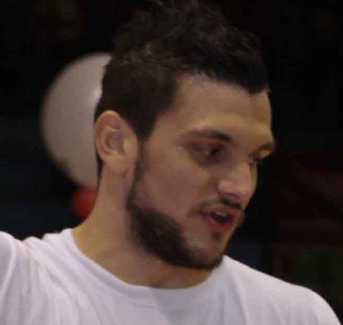 Ale gentile out dieci giorni