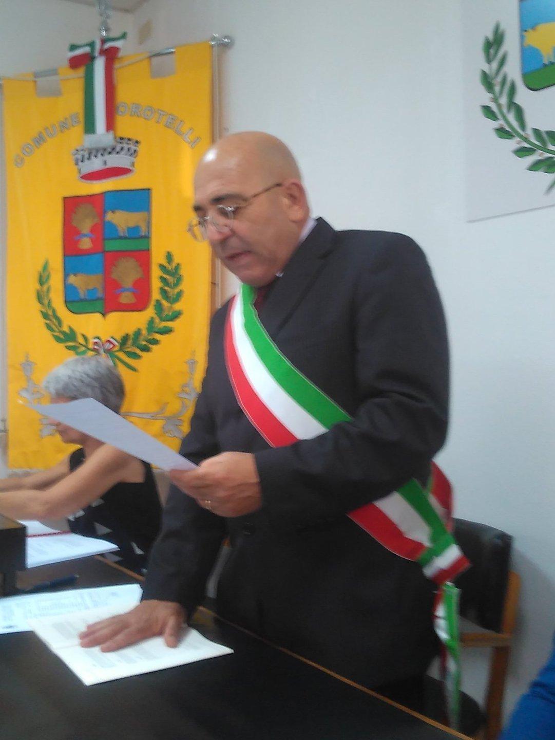 Il sindaco dopo le analisi: «Acqua di nuovo potabile»