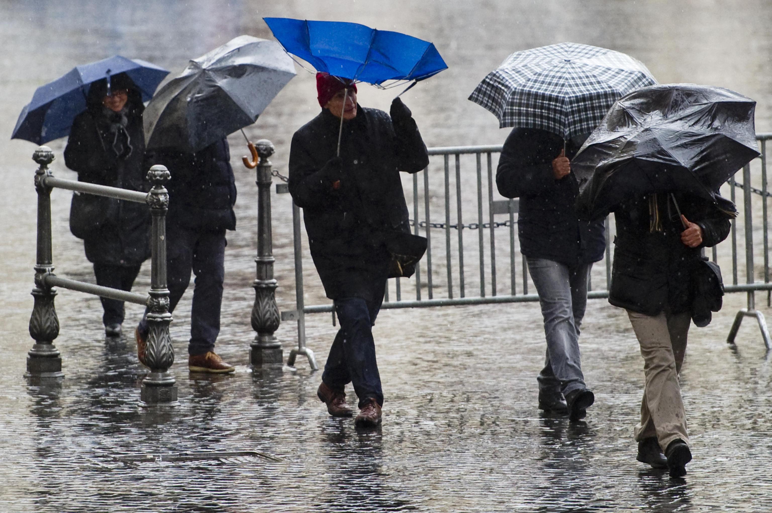 Meteo, pioggia e vento in tutta la Sardegna