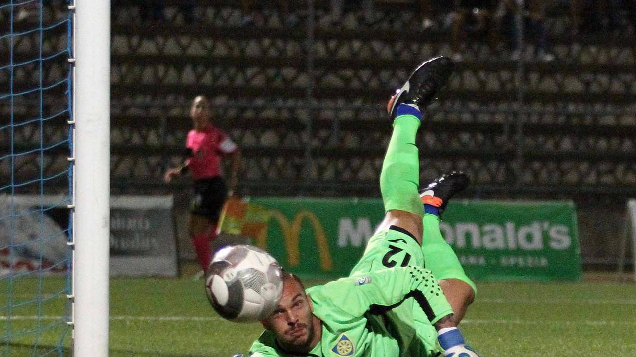 Il portiere azzurro Moschin