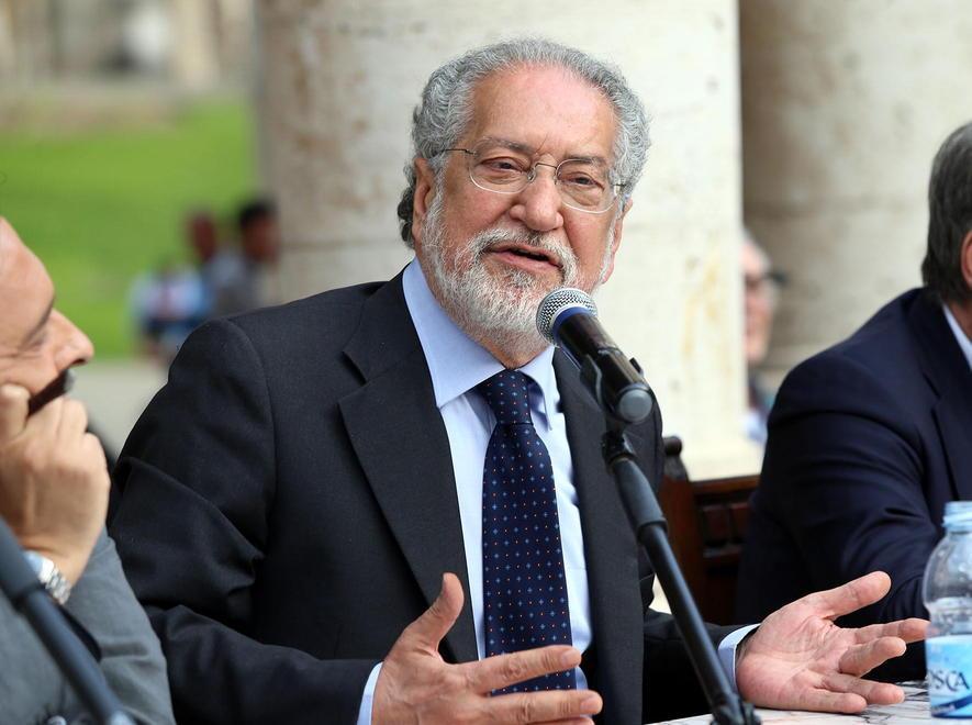 Lapenna lascia le cariche in Comune e Forza Italia