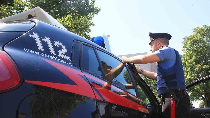 Botte e minacce a moglie e figli per 5 anni