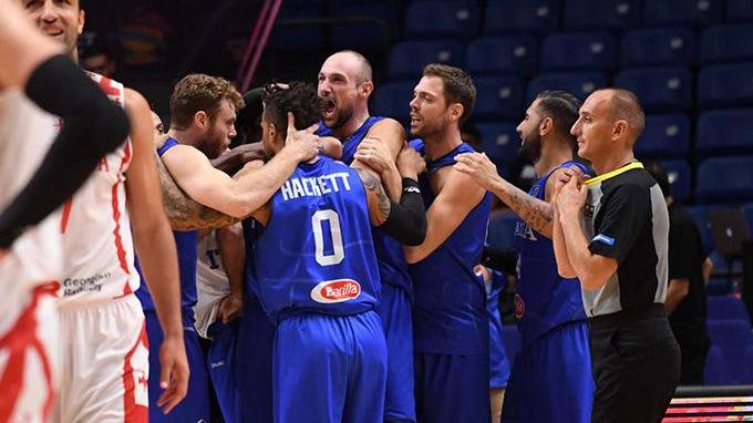 Il sogno continua: azzurri ai quarti di finale