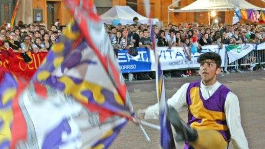 Il ferrarese Tortorici campione d’Italia degli sbandieratori