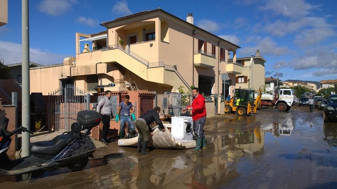 I cittadini di Baratta: «Rione abbandonato Temiamo la pioggia»
