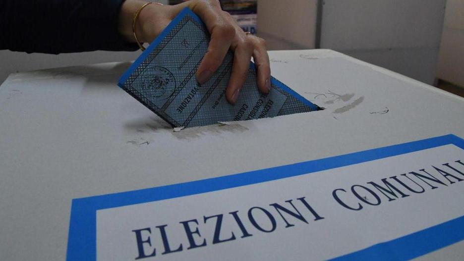 Pasticcio al seggio elettorale Presidente ai servizi sociali