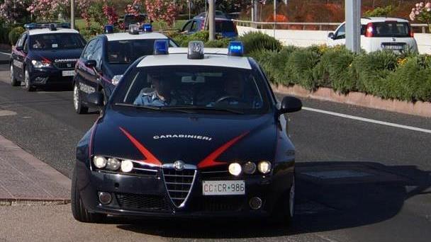 Sanluri, sperona l'auto di servizio e ferisce un carabiniere: arrestato