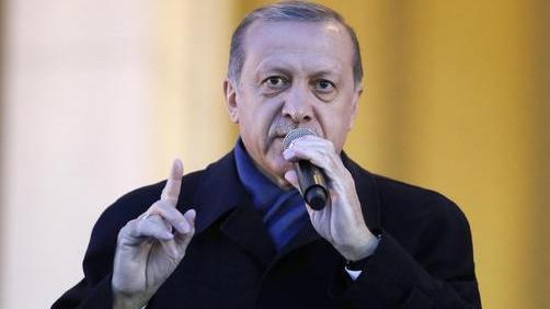 Erdogan, non voglio statue in mio onore