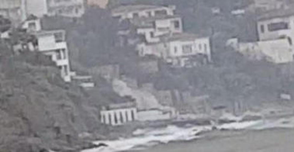 Vietato fare il bagno a Salivoli, Canaletto, viale del Popolo