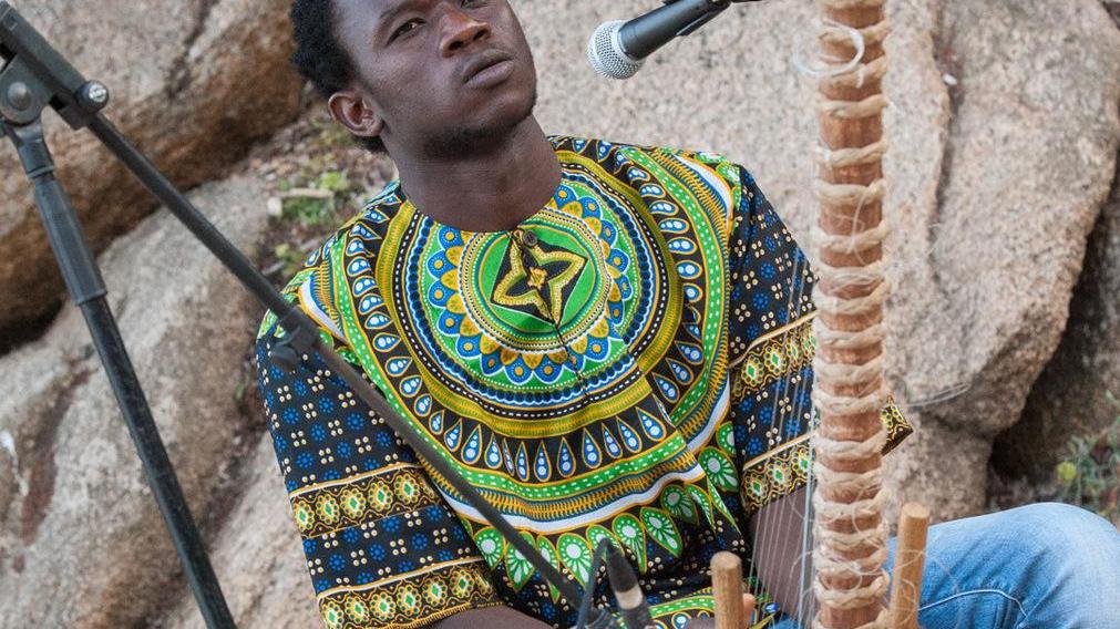 Da Creta al Gambia le musiche del mondo a “Isole che parlano” 