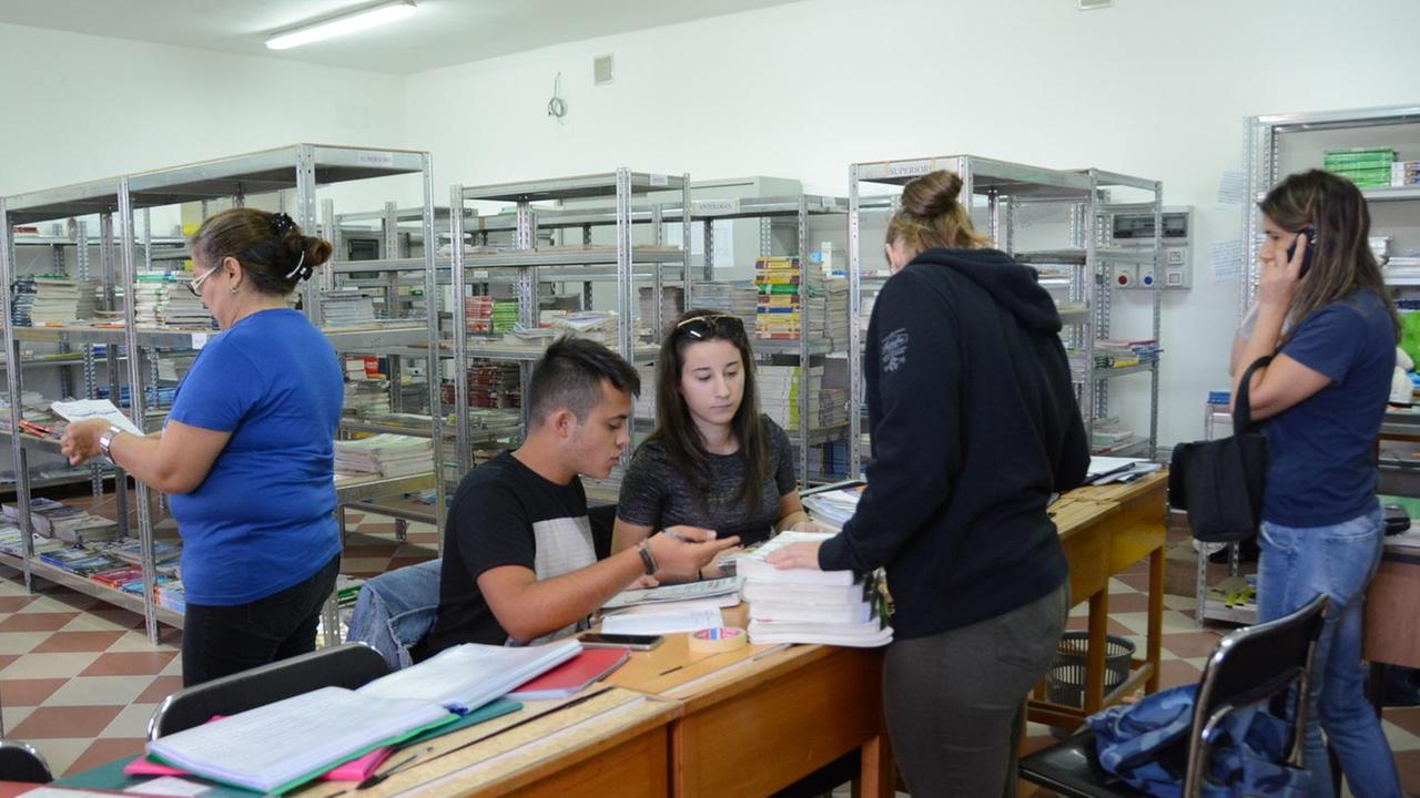Mercatino del libro usato un argine alla stangata