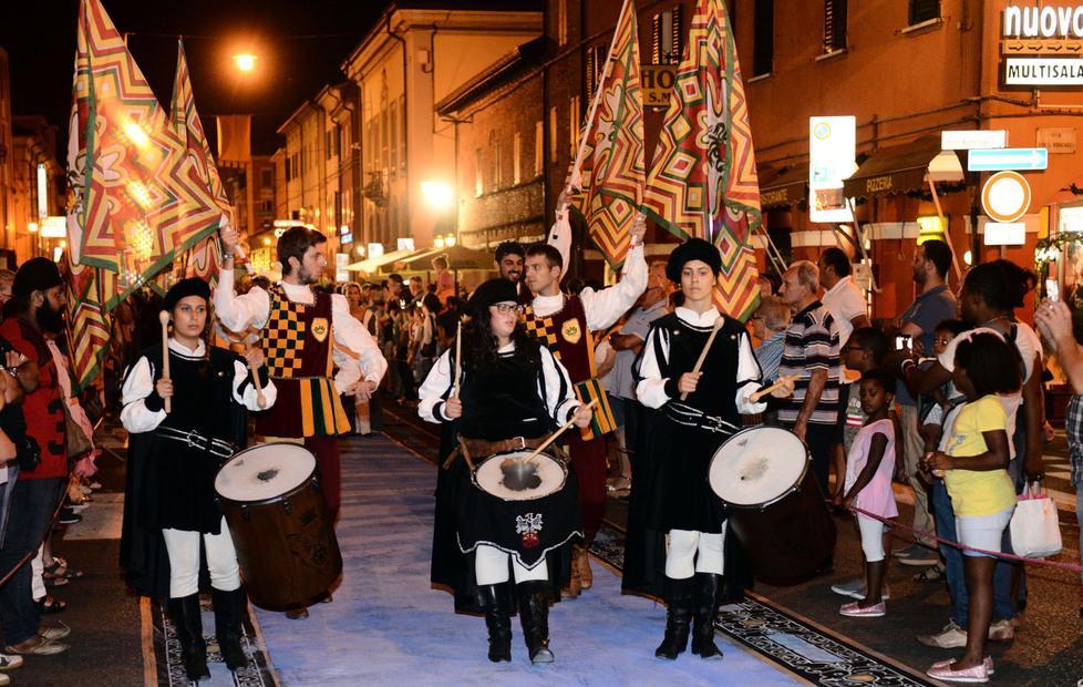 Sagra del tortellino: a Castelfranco il Radio Stella Live 